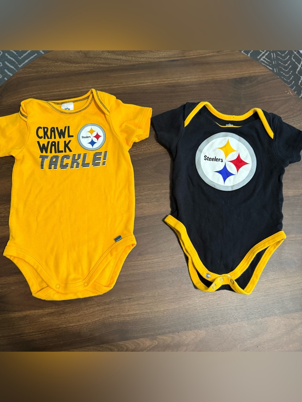 Baby boy Pittsburgh Steelers onesie set